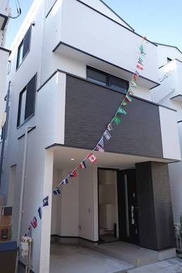 埼玉県蕨市にある大伸工業の社屋